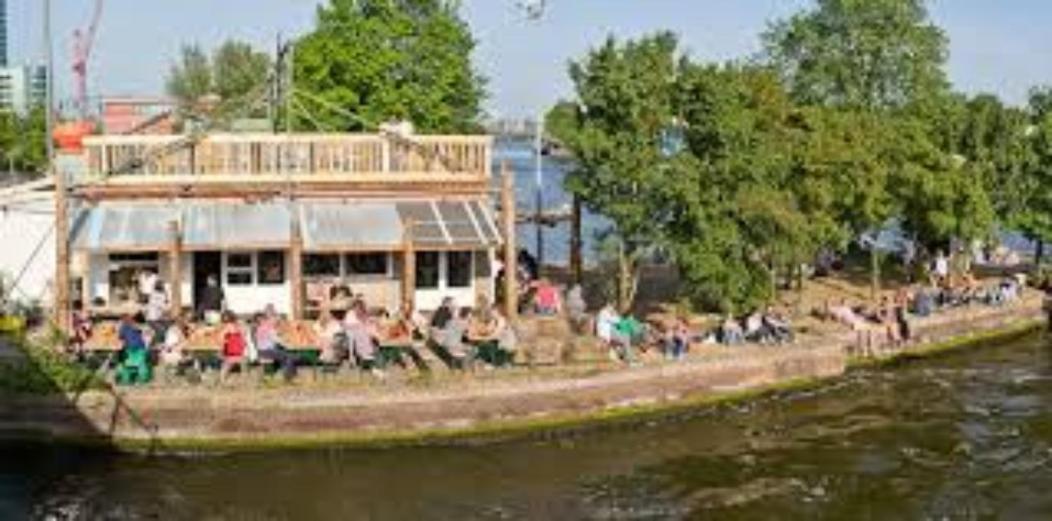 אמסטרדם Private Guesthouse Bnb The Waterhouse Houseboat מראה חיצוני תמונה