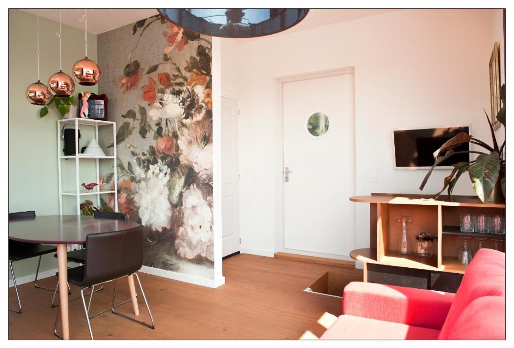 אמסטרדם Private Guesthouse Bnb The Waterhouse Houseboat מראה חיצוני תמונה